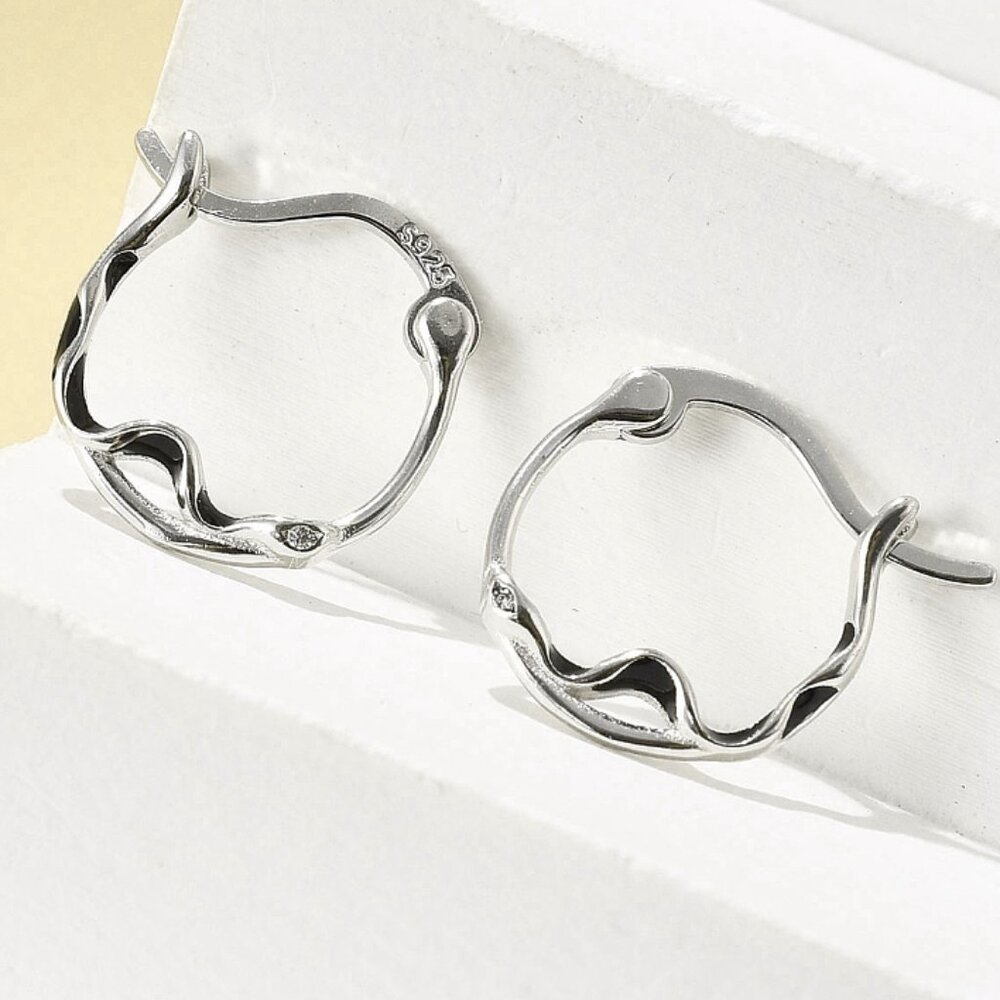 Cute little 925 Sterling silver snake hoops